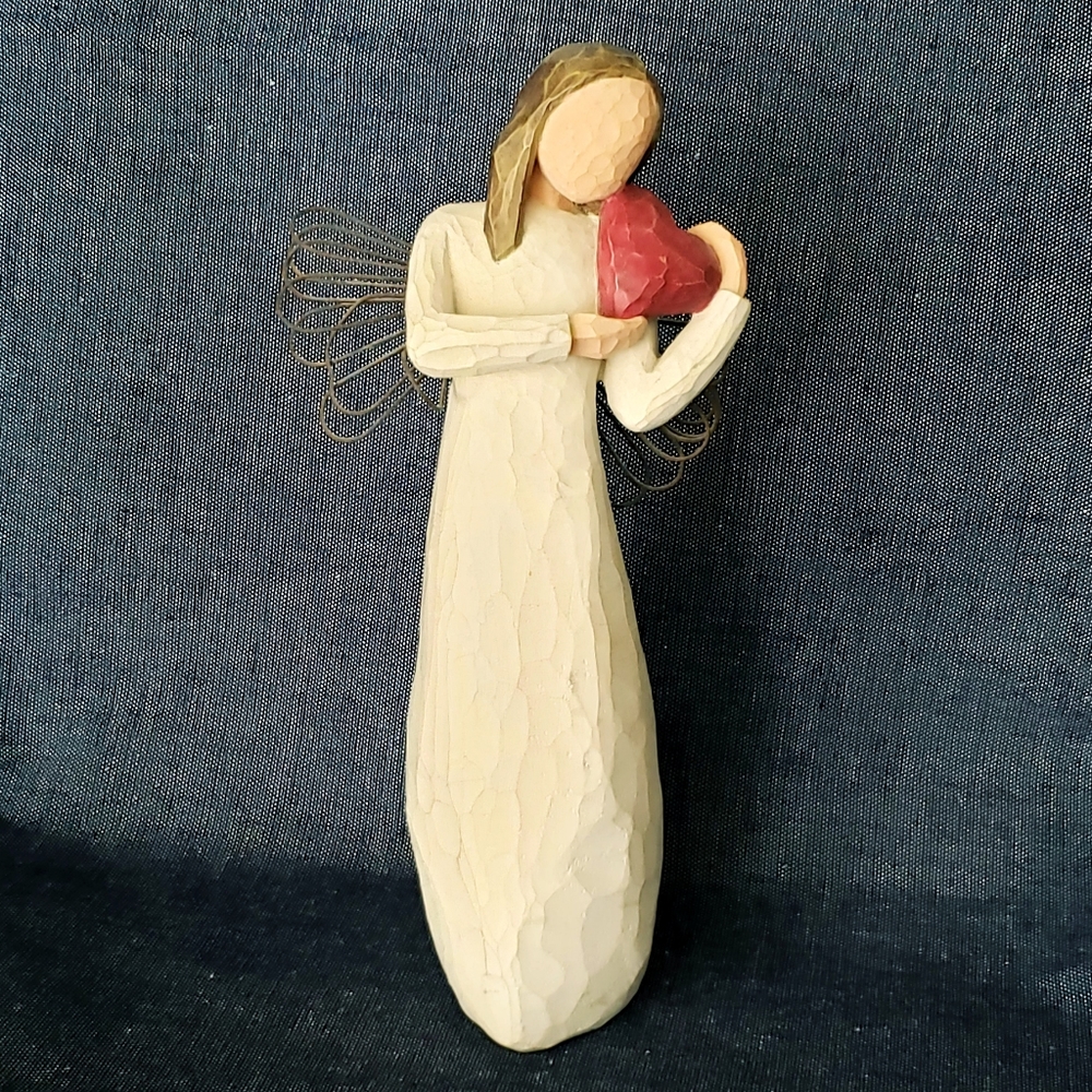 WILLOW TREE Angel of the Heart